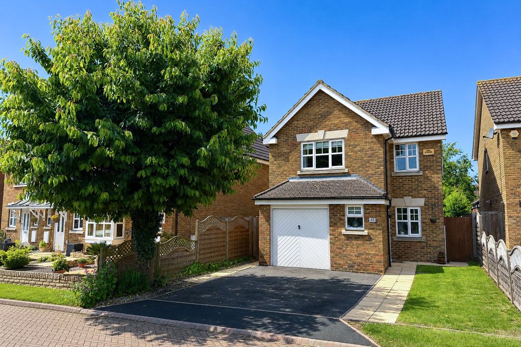 Property photo 1 of 18 1