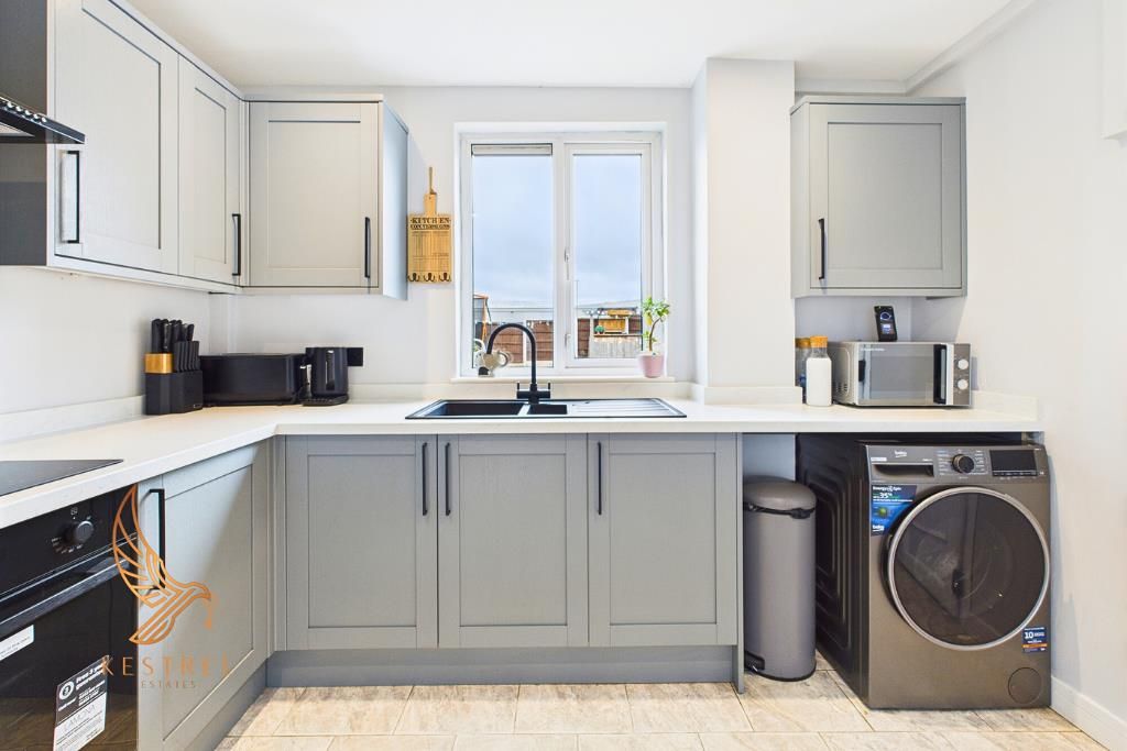 Property photo 2 of 31 4.Png
