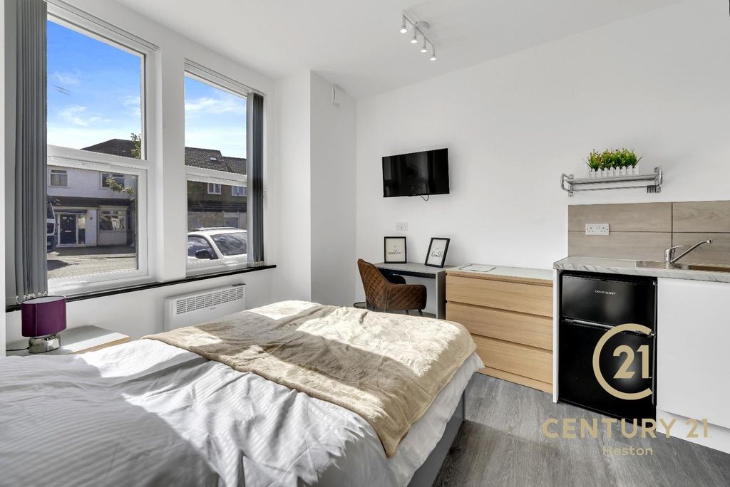 Property photo 1 of 4