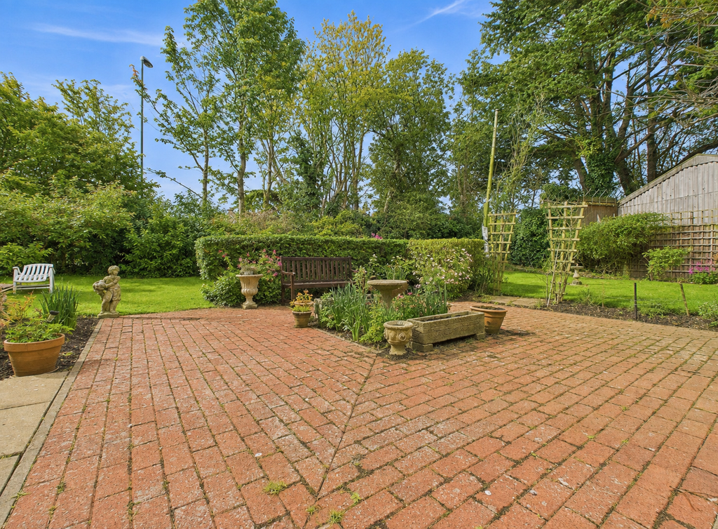 Property photo 2 of 15