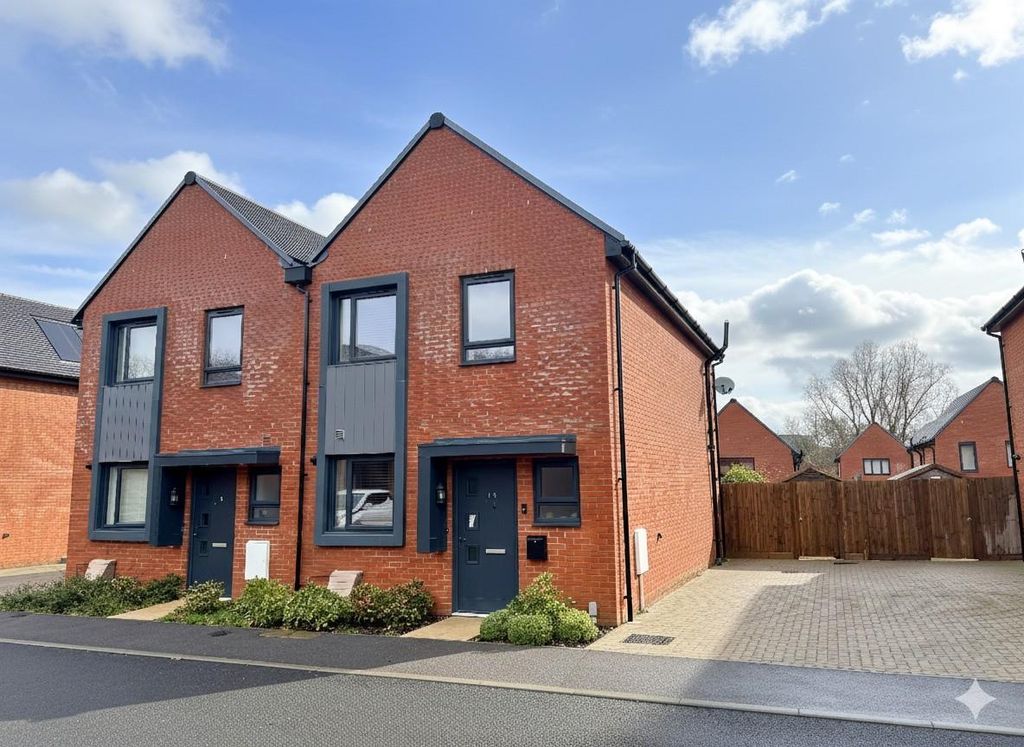 Property photo 1 of 13 Gemini_Generated_Image_Ky0Zdyky0Zdyky0Z.Jpg