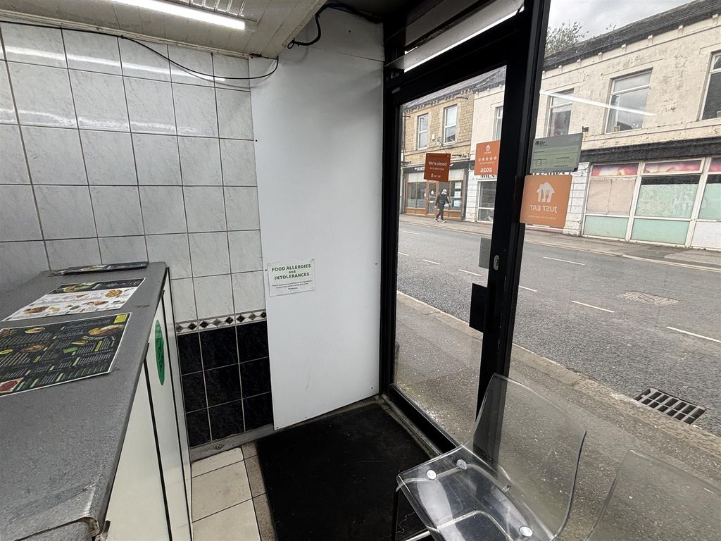 Property photo 2 of 7 Photo 1