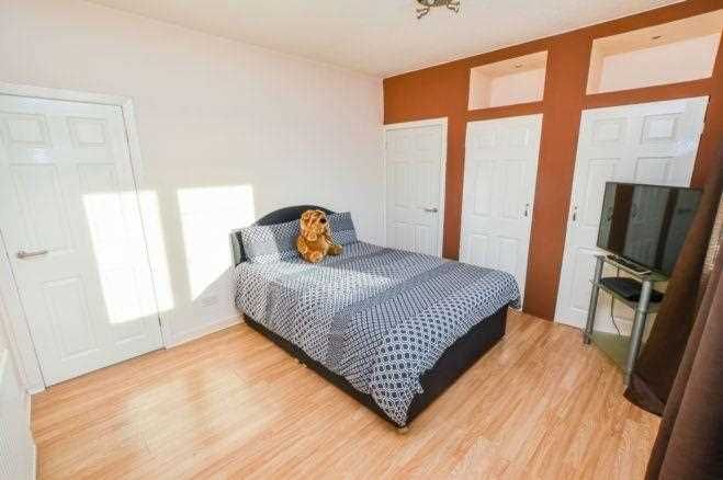Property photo 3 of 9