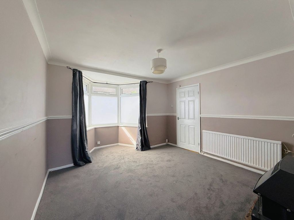 Property photo 2 of 10 5260293