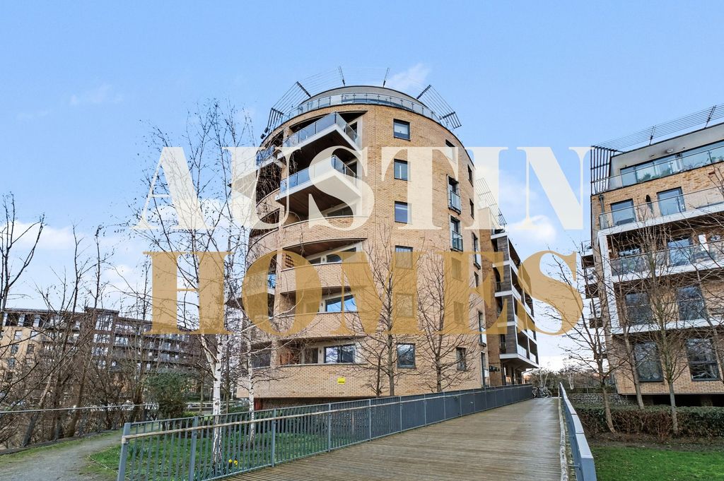 Property photo 3 of 13