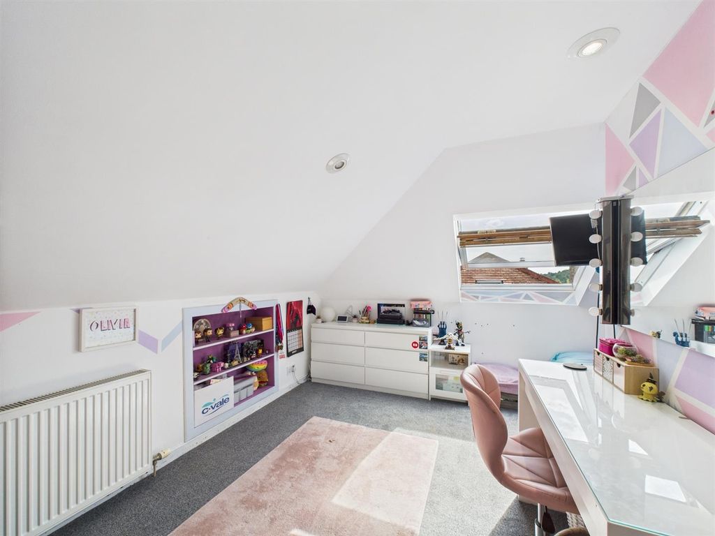Additional image 18 of 4 bed detached house for sale39 Oakbank Crescent, Perth PH1