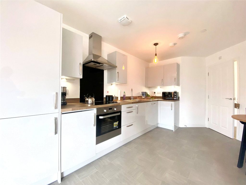 Property photo 3 of 10 Picture No. 01