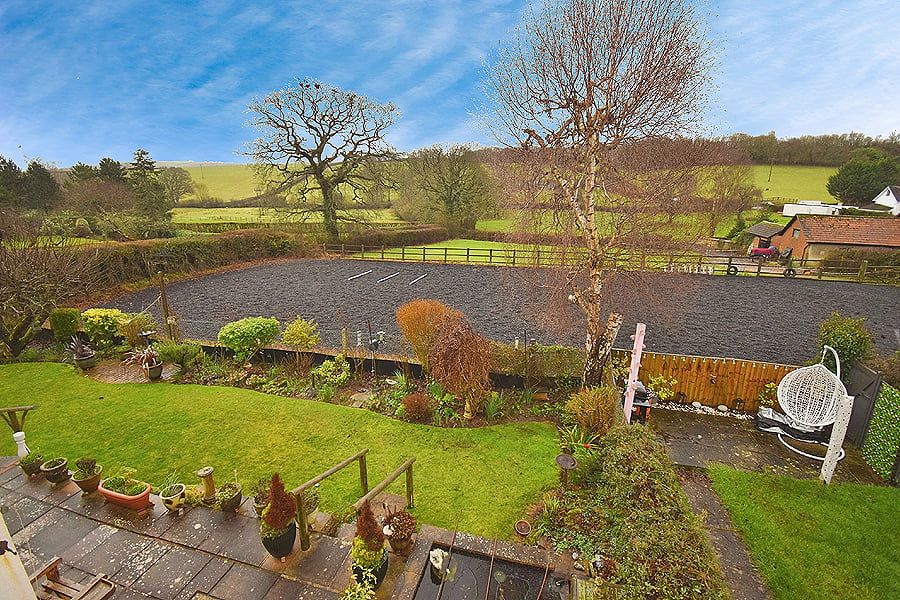 Property photo 2 of 24