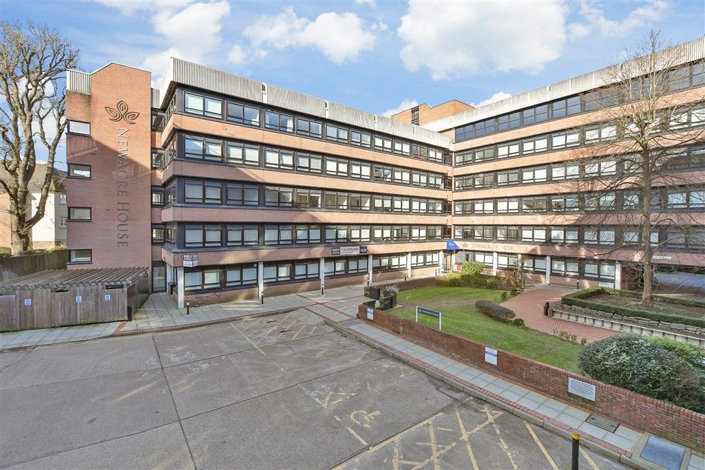 Property photo 1 of 8 External (Web)