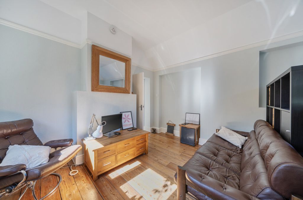 Property photo 3 of 16 1430367-6-69Bab85...