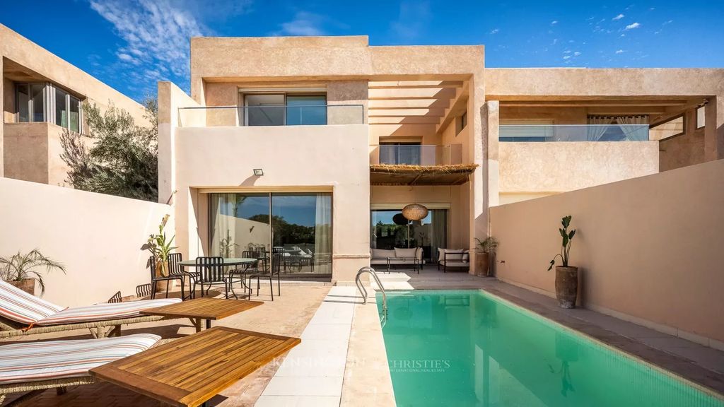 Property photo 3 of 37