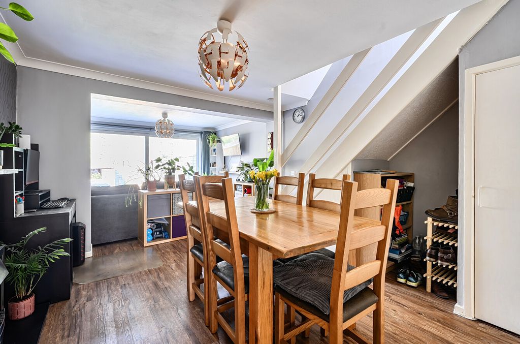 Property photo 3 of 13 1431306-23-69Bc11...