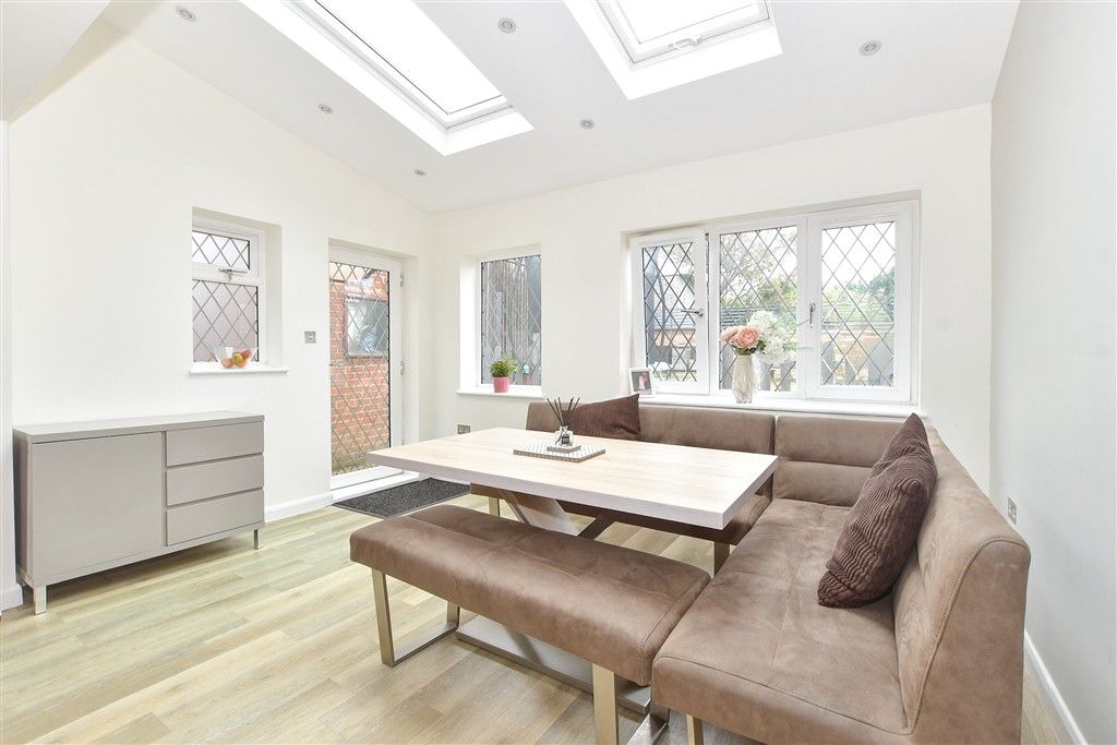 Property photo 2 of 12 Dining Area