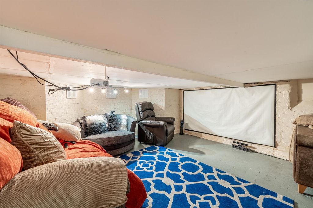 Additional image 26 of 6 bed semi-detached house for saleEast Ham Road, Littlehampton BN17