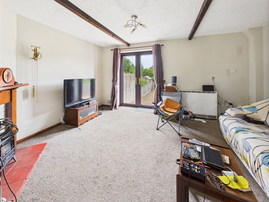 Property photo 2 of 7