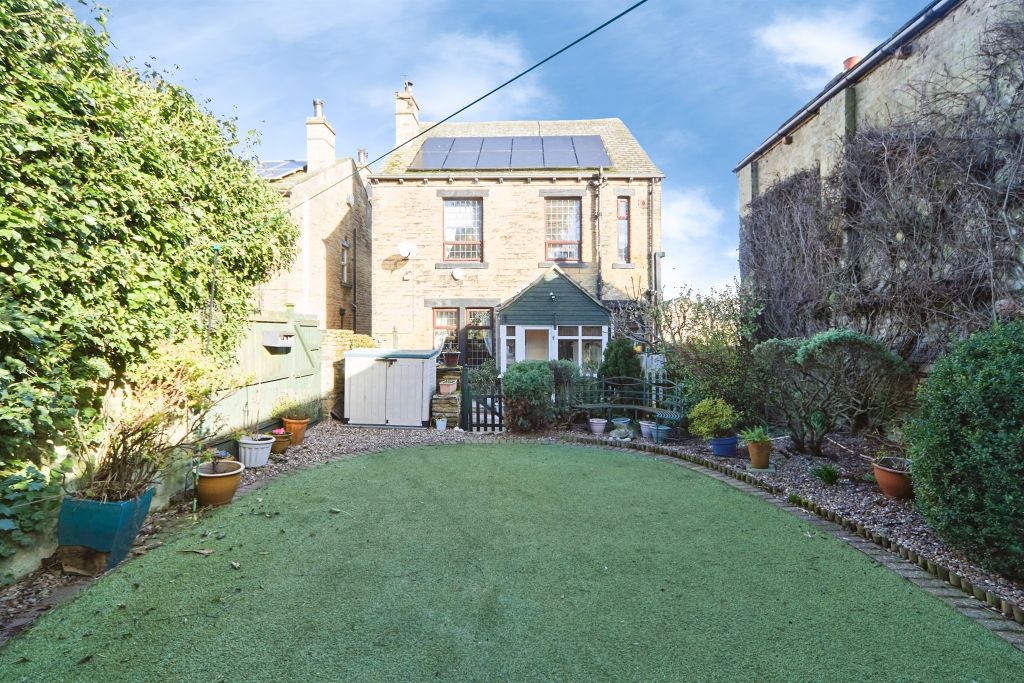 Property photo 1 of 20