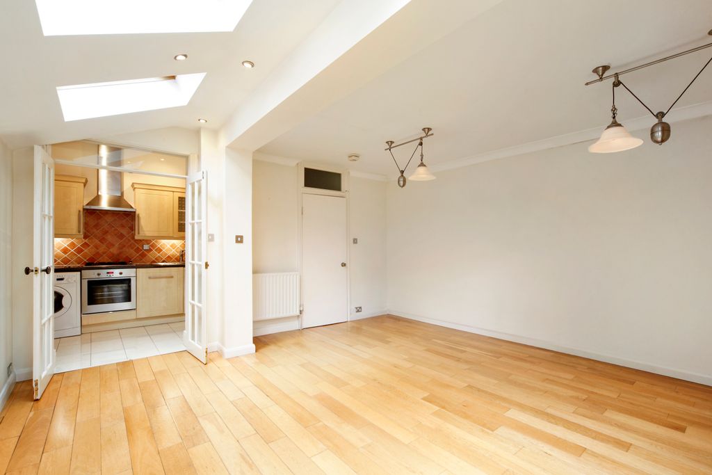 Property photo 2 of 12 Duncan Road 1, 7 - R