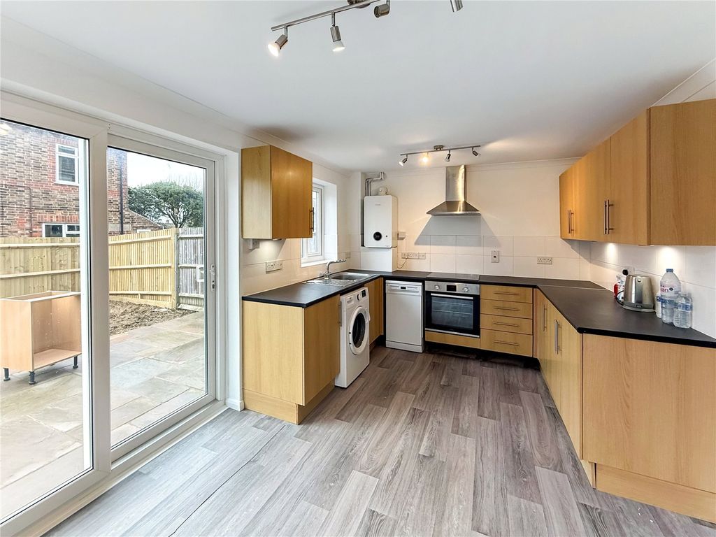 Property photo 3 of 8 Picture No. 09