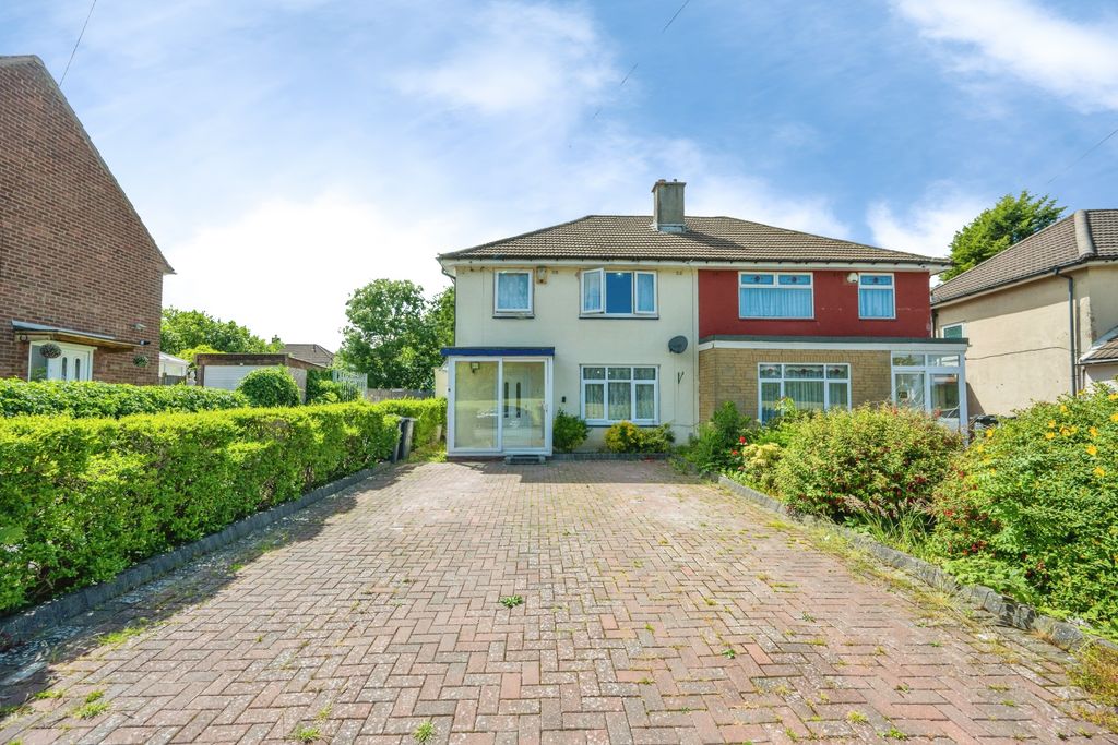 Property photo 1 of 15