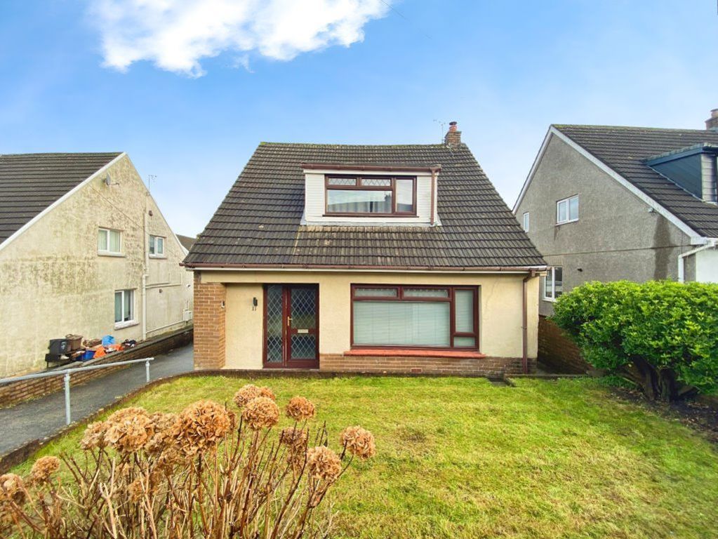 Property photo 1 of 2