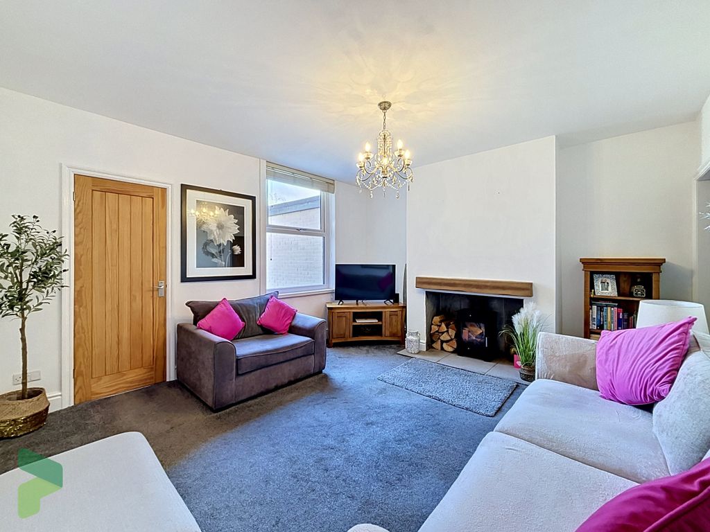 Property photo 3 of 13 Living Room