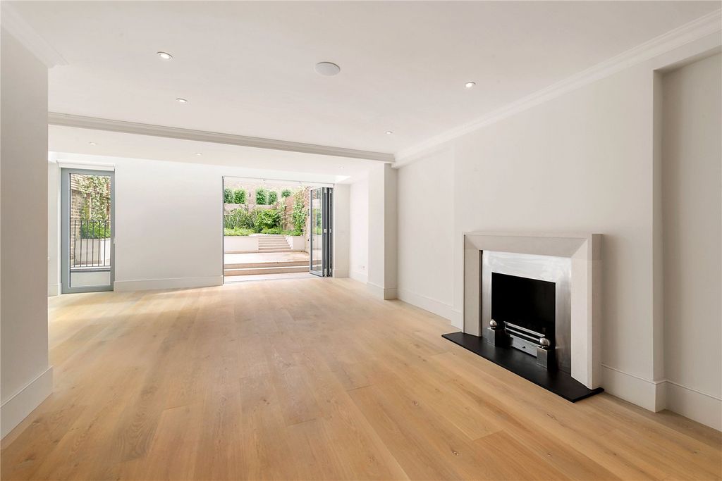 Argyll Road, London W8 photo 5