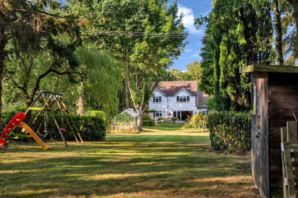 Property photo 1 of 39