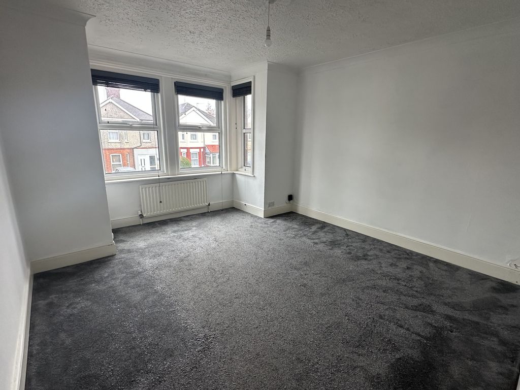 Property photo 2 of 7 Img_0791