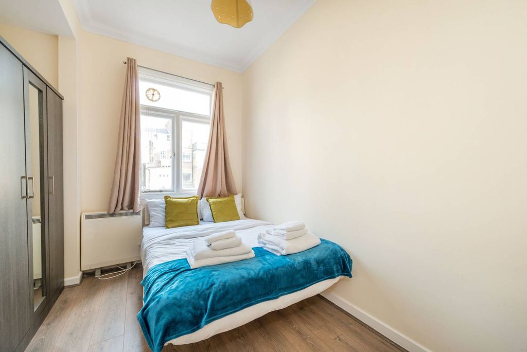 Property photo 3 of 7