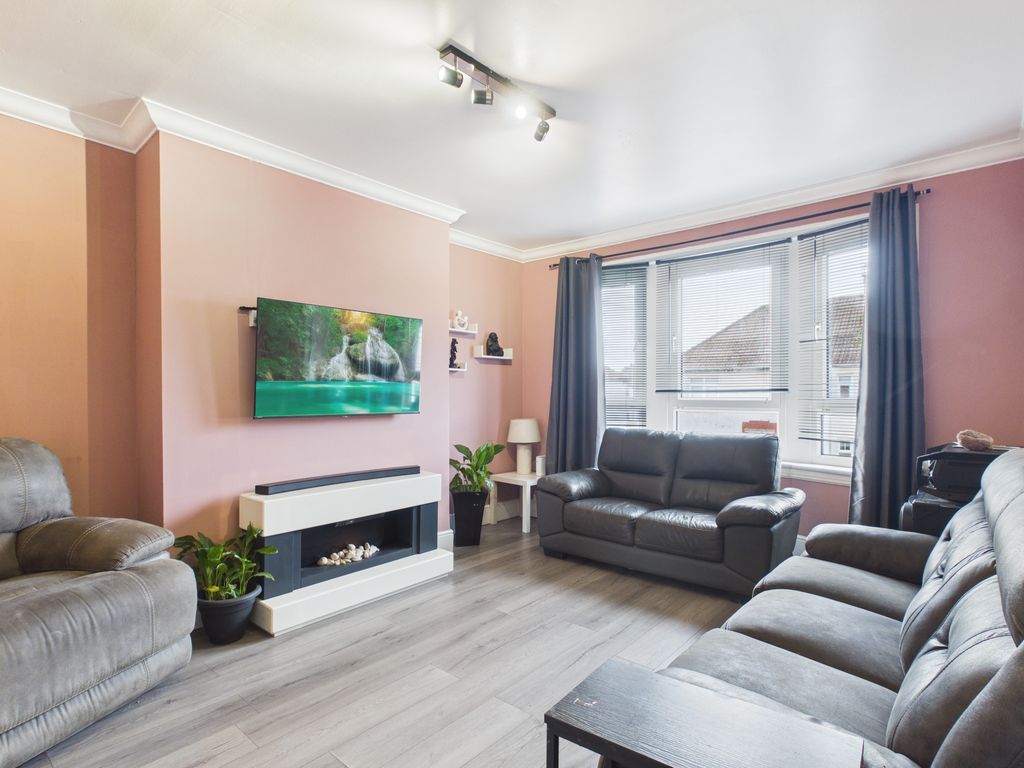 Property photo 2 of 25 Cam05526G0-Pr0114-Still001