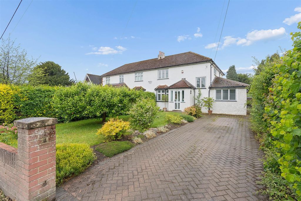 Property photo 1 of 14 2 Bradfield Villas-Hr16.Jpg