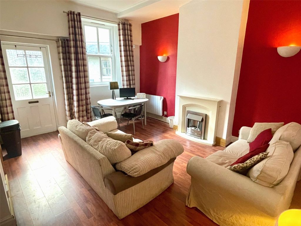 Property photo 3 of 13 Living Room