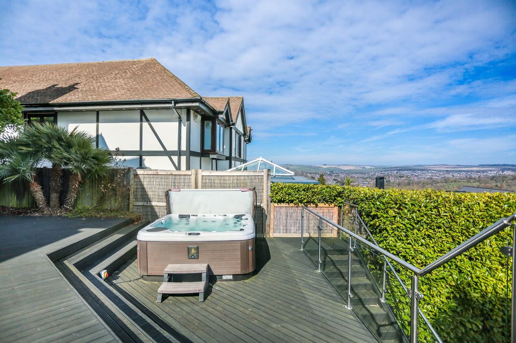 Additional image 20 of 7 bed detached house for saleWithdean Road, Brighton BN1