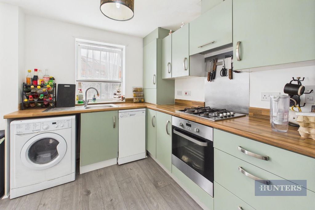 Property photo 2 of 17 Cam05152G0-Pr0181-Still004.Jpg