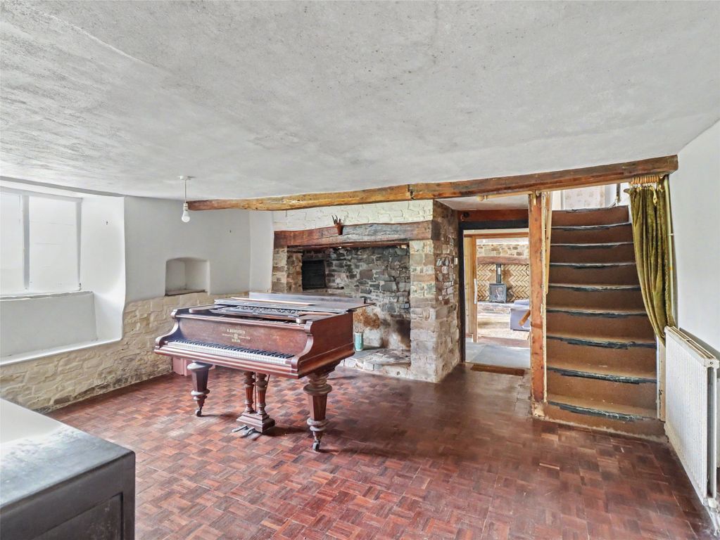 Property photo 3 of 17 Picture No. 03