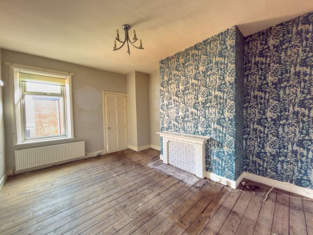 Property photo 2 of 10 Image 2