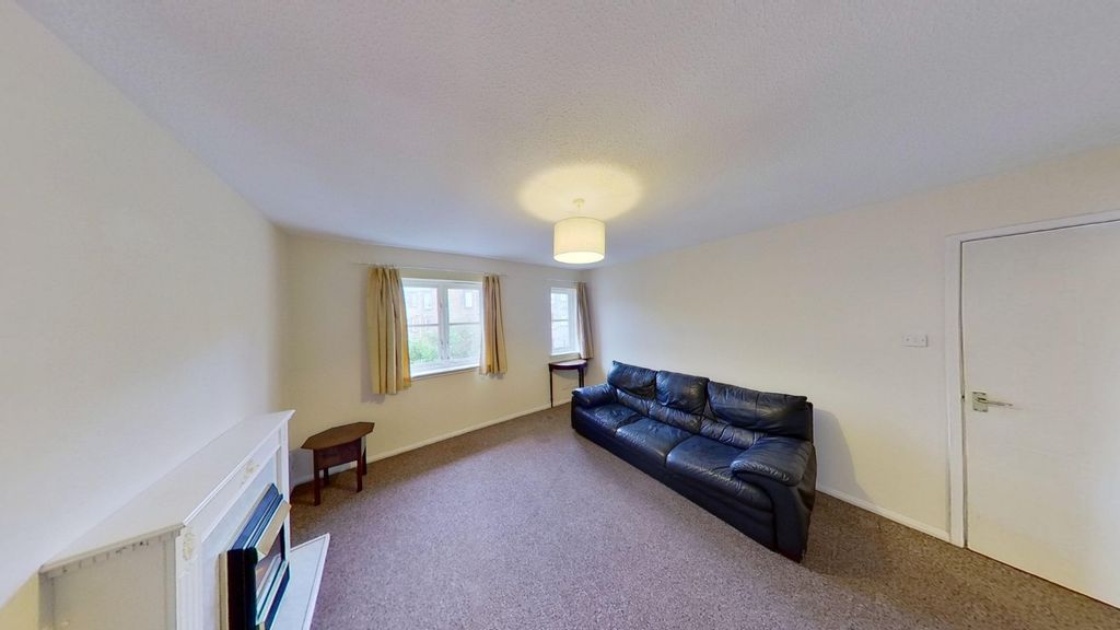 Property photo 2 of 10 Photo 2