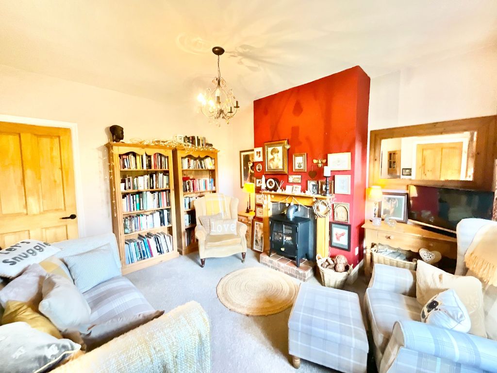 Property photo 2 of 24