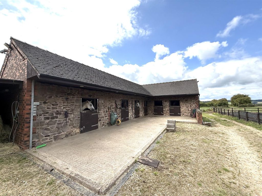 Property photo 3 of 68 Callwood 32.Jpg