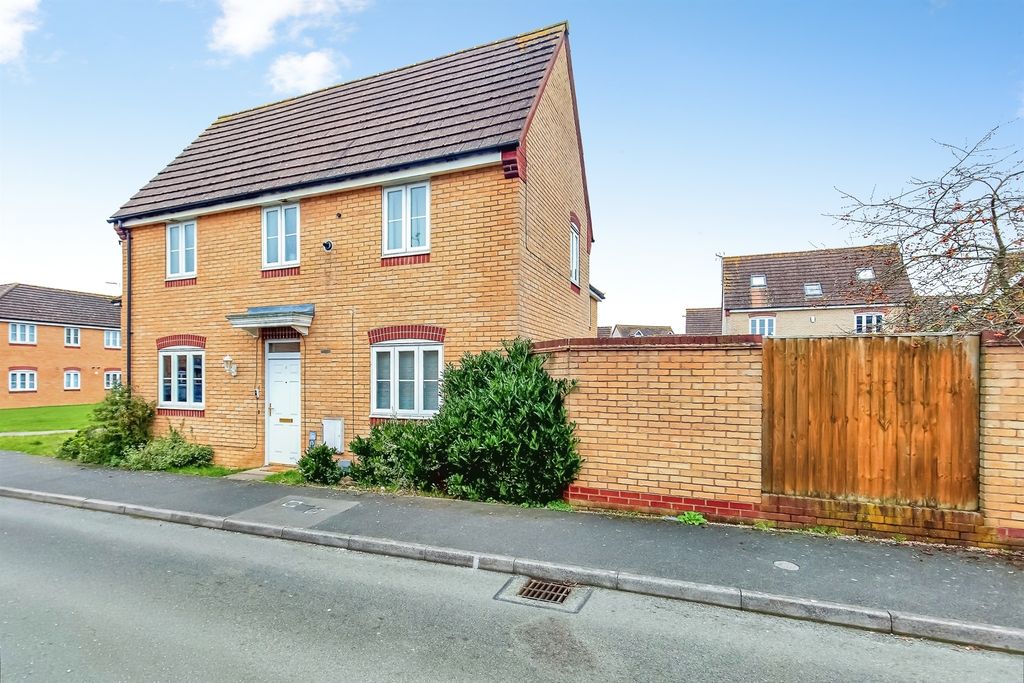 Property photo 2 of 16