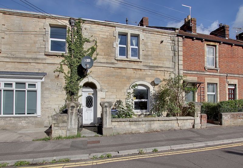 Property photo 1 of 7 Photo 2