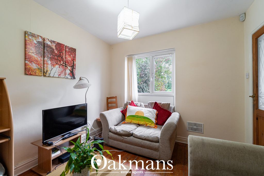 Property photo 2 of 33