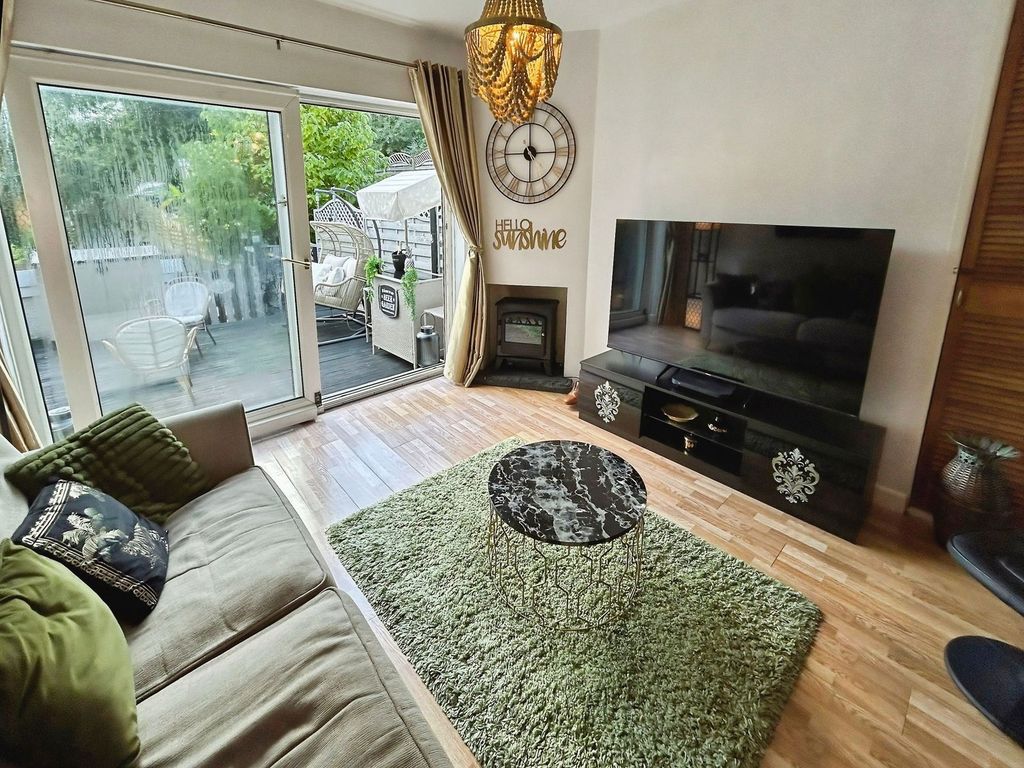 Property photo 2 of 48
