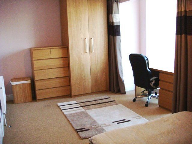 Property photo 2 of 5 Sample Bedroom