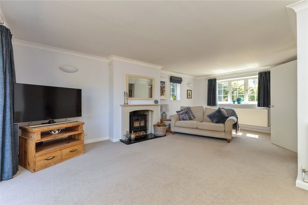 Property photo 3 of 24 Picture No. 37