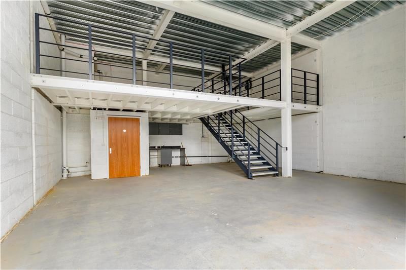 Property photo 1 of 6 Photo 7