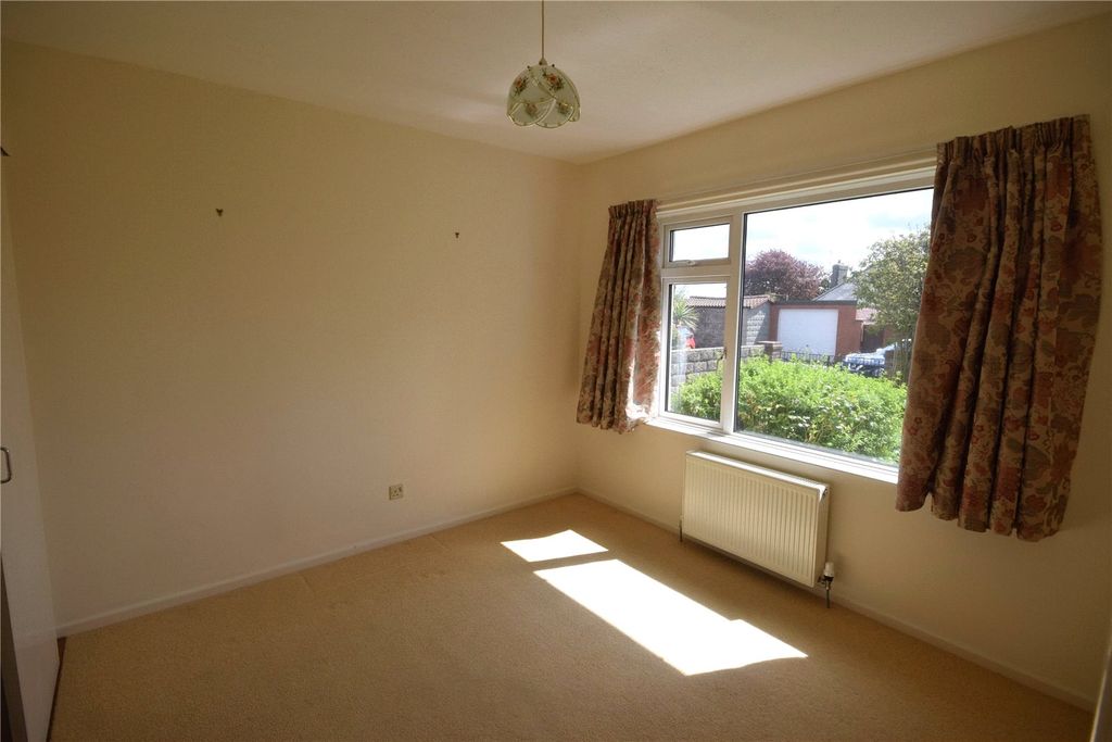 Property photo 3 of 7 Picture No. 05