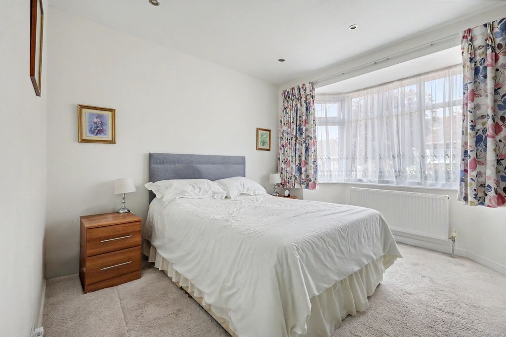 Property photo 2 of 21 5171983