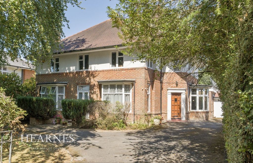 Property photo 1 of 22