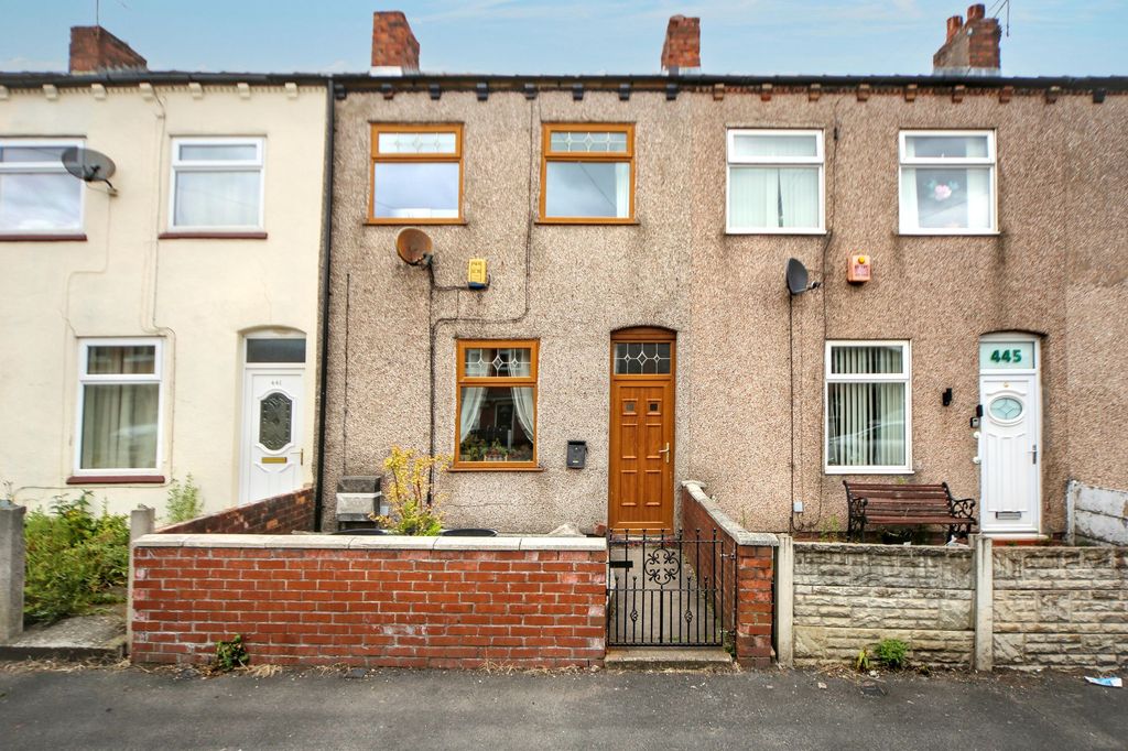 Property photo 1 of 18
